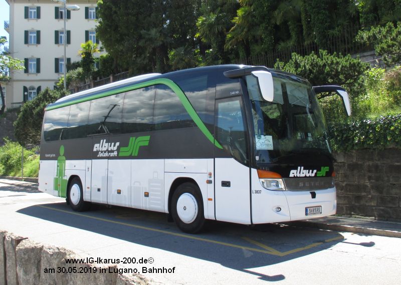 S 815RS